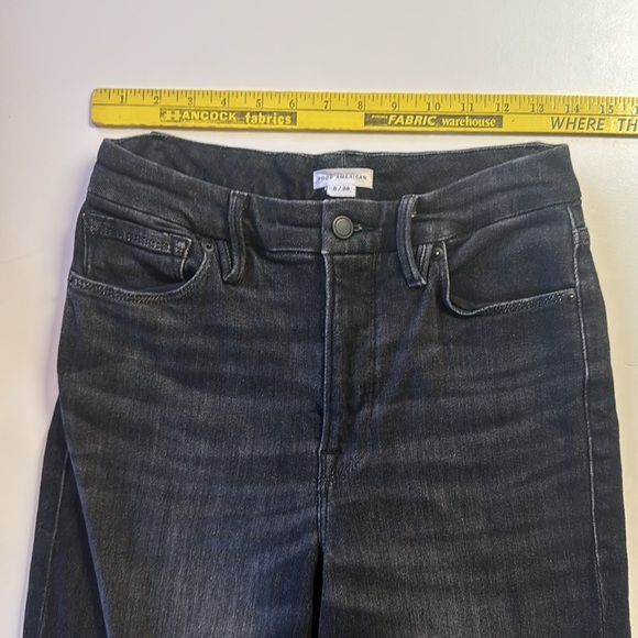 Good American Classic High Rise Split Hem Flare Jeans - Picture 10 of 11